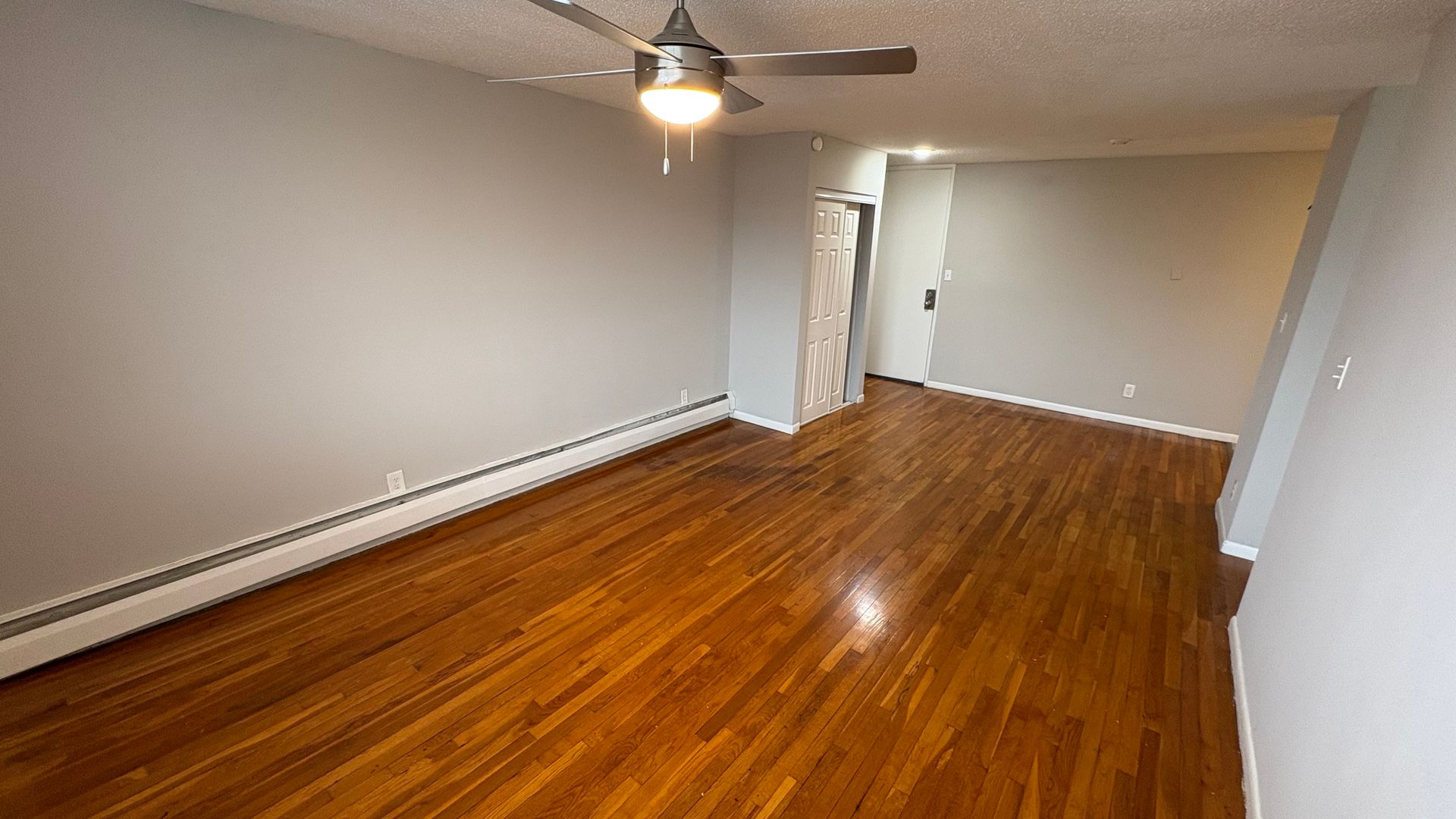 Gary Apartment: 430 S. Grand Blvd