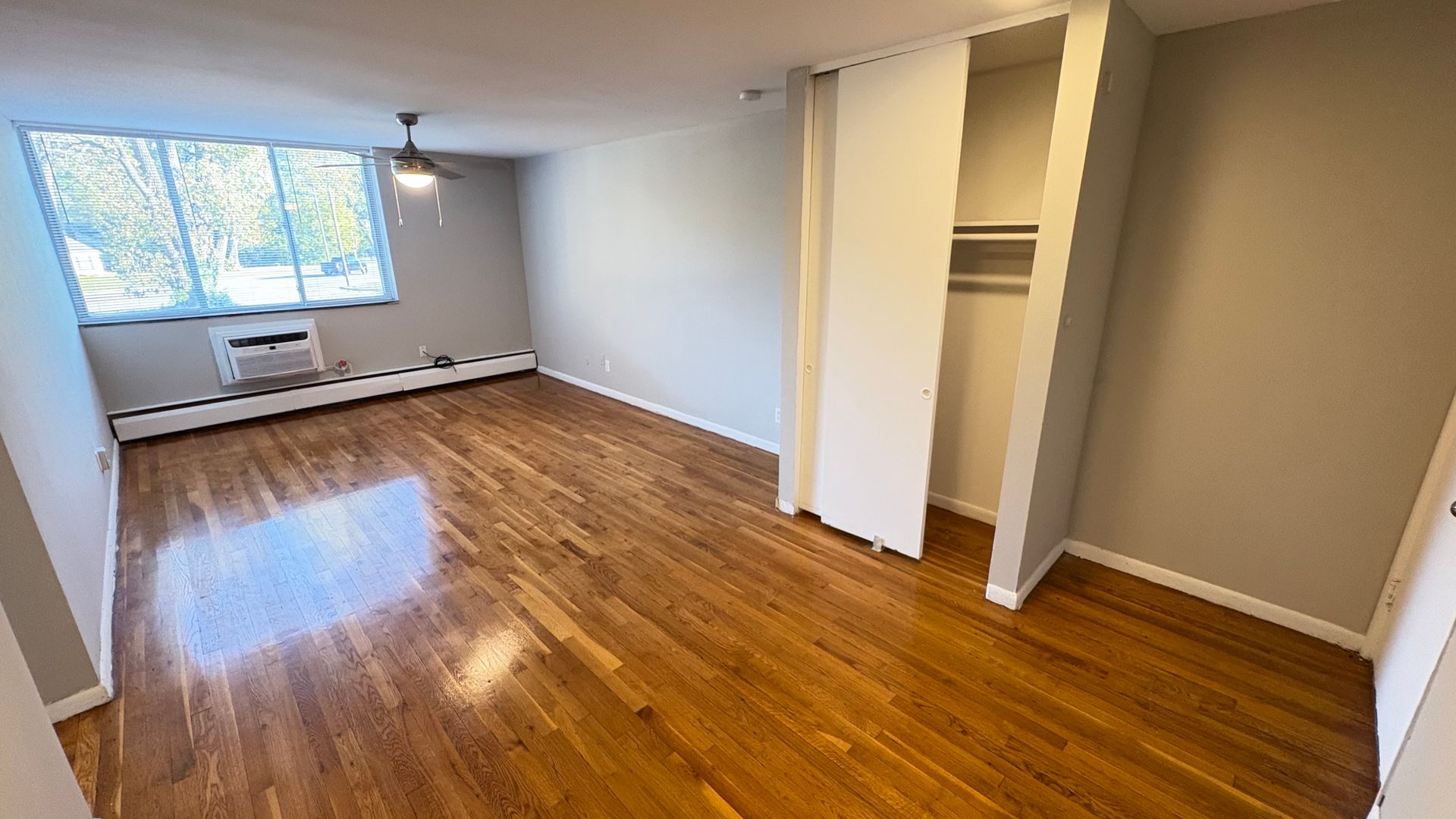 Gary Apartment: 430 S. Grand Blvd