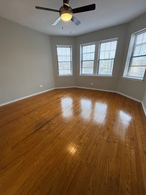 3 Bedroom 2 Bath Apartment for Rent! – photo 1