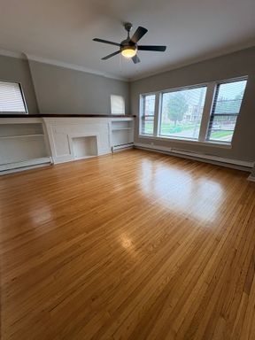 3 Bedroom 2 Full Bath Apartment Available for Rent! – photo 1