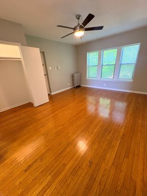 1 Bedroom with Heat Included! – photo 1