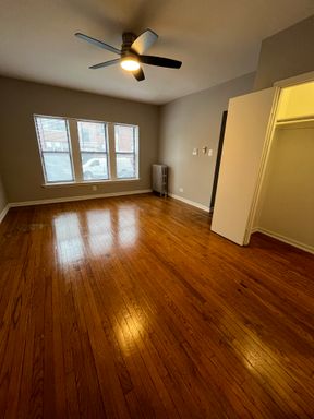 1 Bedroom with Heat Included! – photo 1