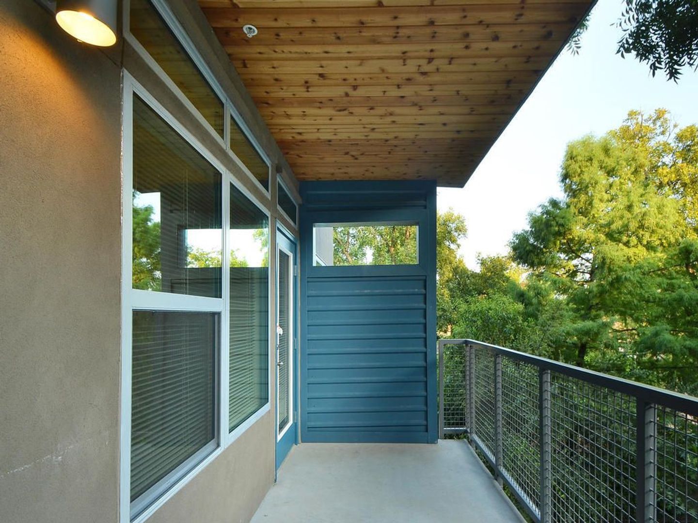 Austin Apartment: 2822 Rio Grande Street