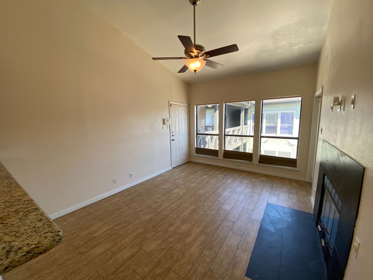 Austin House: 807 West 25th Street Unit 308