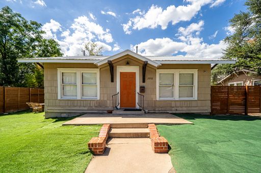 UT PRE-LEASE: 5 bed / 3 bath Remodeled West Campus House, Walk to UT, entertainment, restaurants, and more. – photo 1