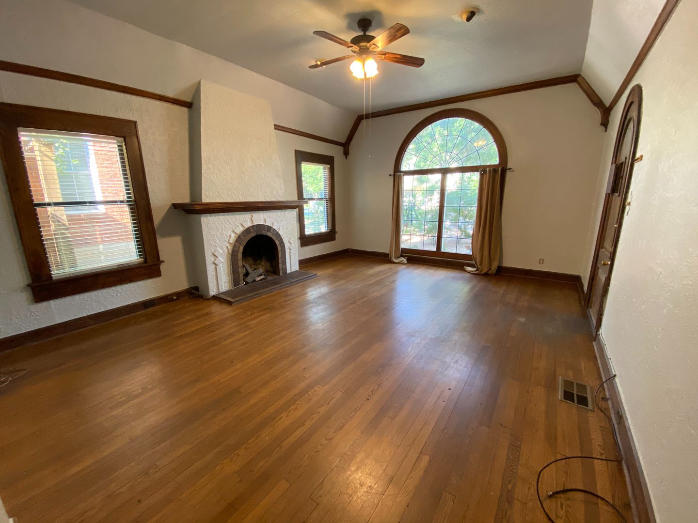 Austin Apartment: 2830 San Gabriel Street