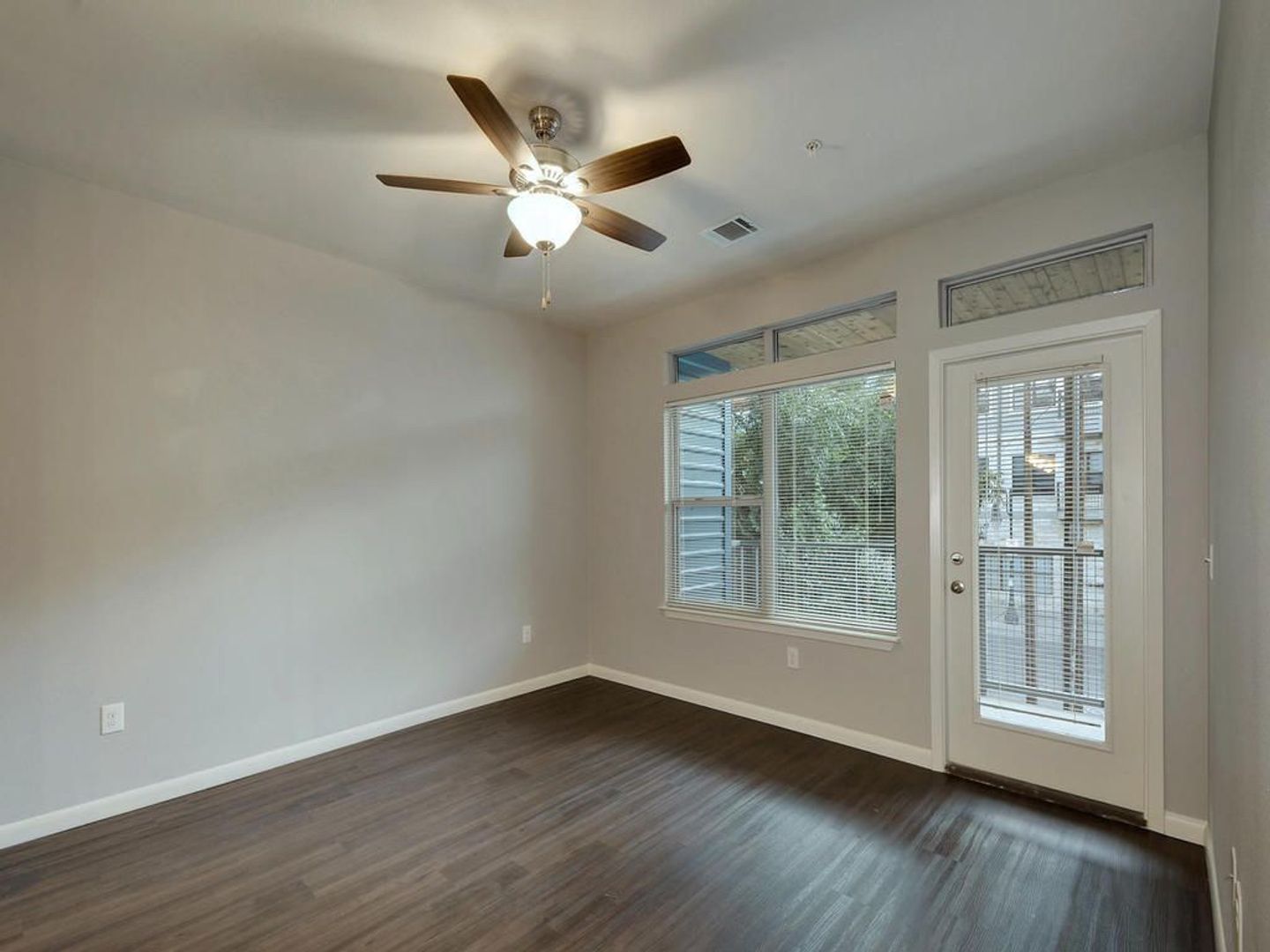 Austin Apartment: 2822 Rio Grande Street