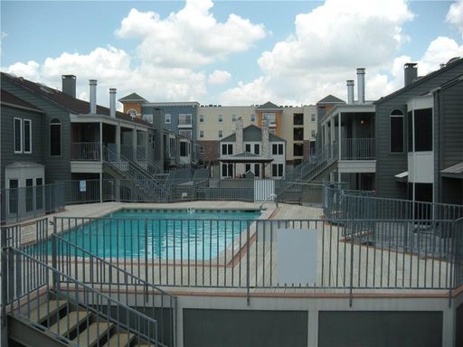 UT PRE-LEASE: 1 Bed / 1 Bath West Campus Condo With Updates, Great Location! – photo 1