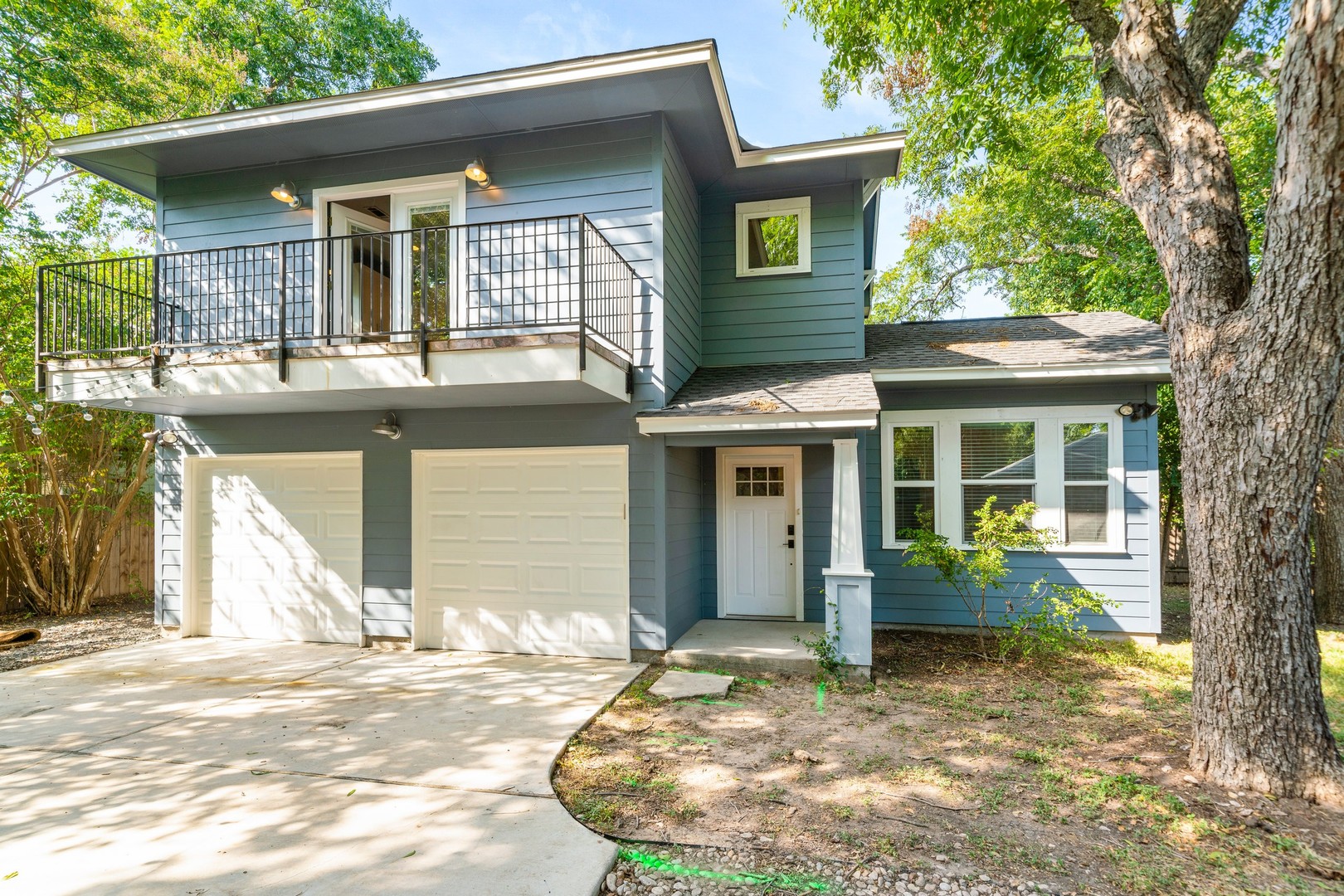 Austin Apartment: 3704 Harmon Ave
