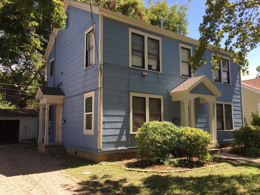 UT PRE LEASE: Remodeled North Campus 3 Bed / 1 Bath, Walk to UT – photo 1