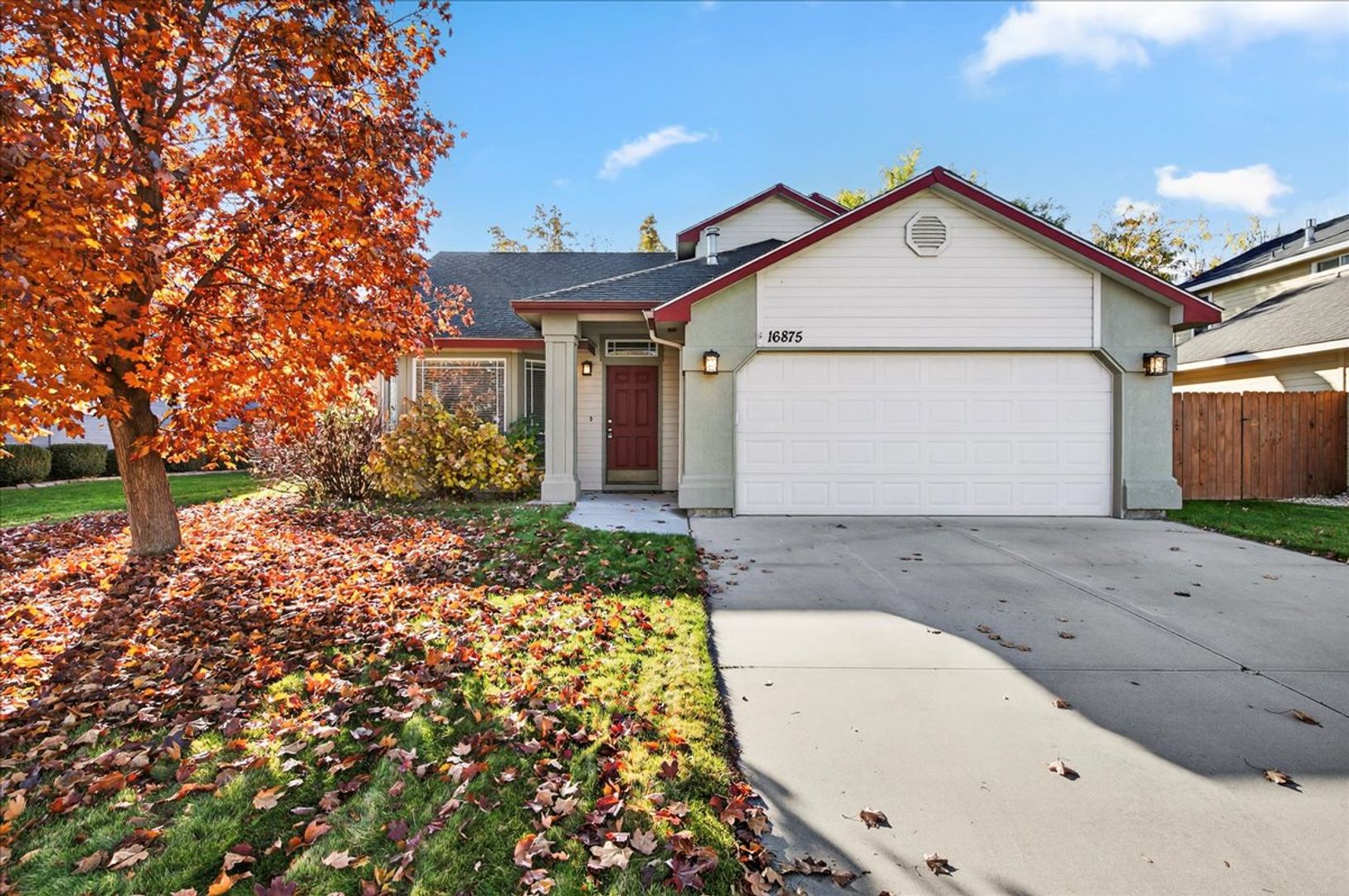 Nampa House: 16875 N Gentry Dr