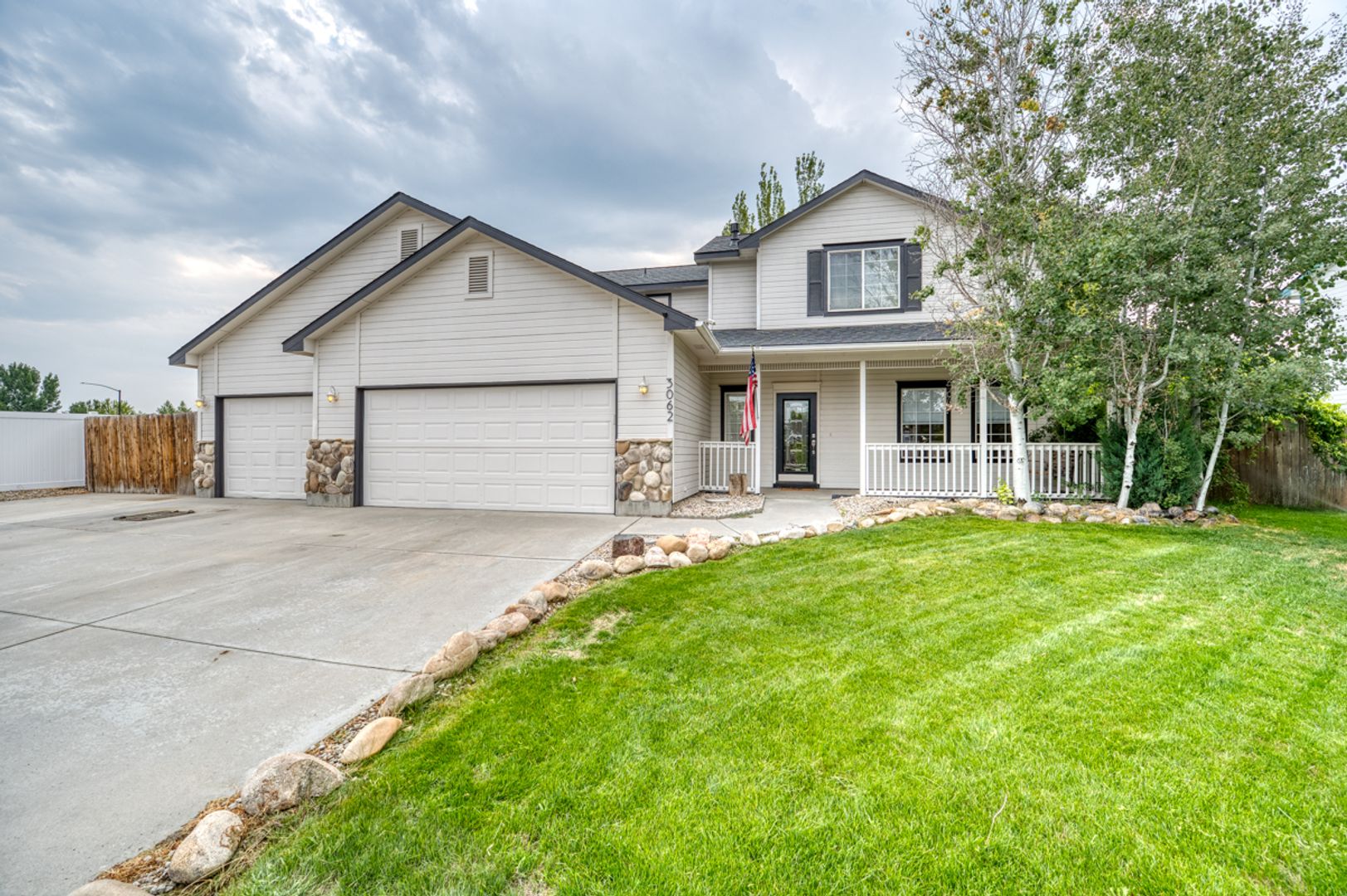 Meridian House: 3062 N Firelight Pl