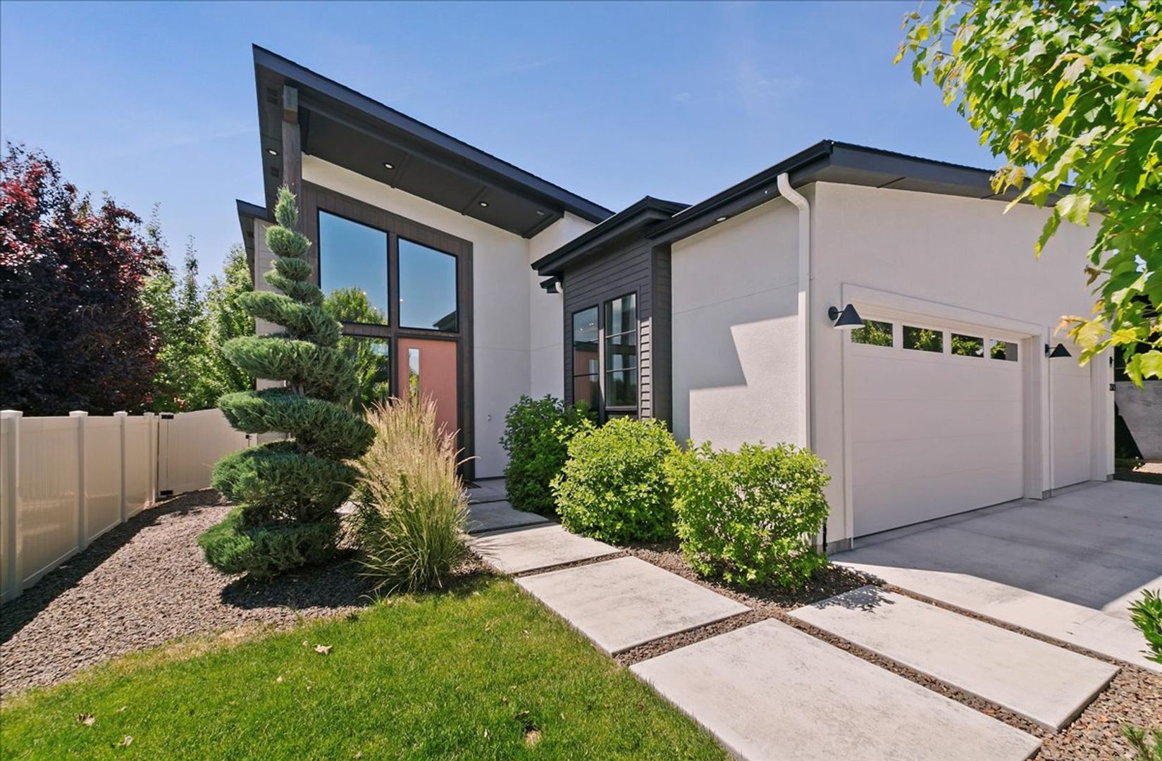 Meridian House: 2373 S Rolling Hills Ave