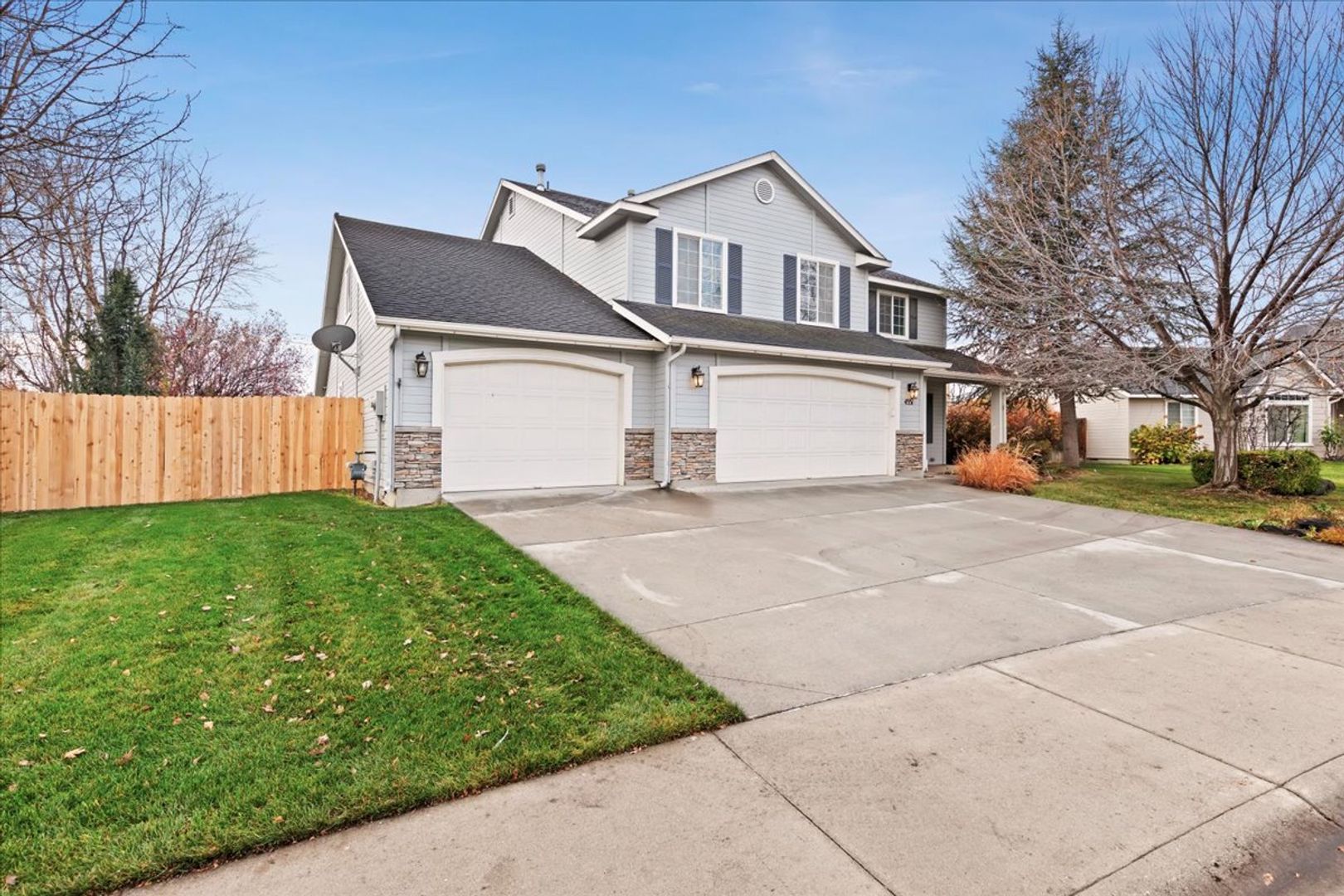 Meridian House: 4551 W Hearst Dr