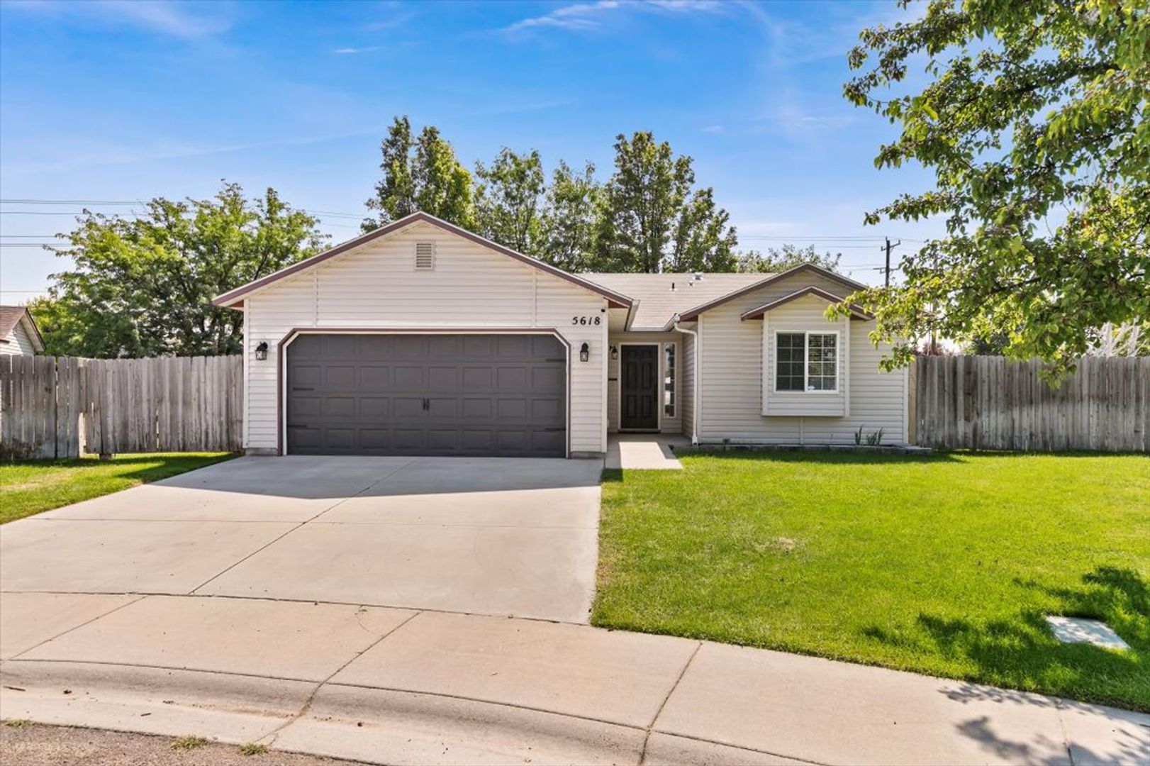 Caldwell House: 5618 Princeton Ave