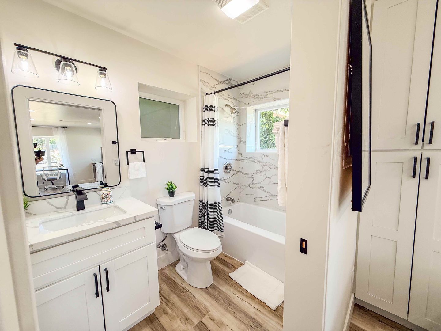 San Diego Apartment: 2519 Columbia Street