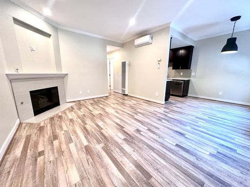 Fully Remodeled 2 Bedroom 2 Bathroom in North Park! Parking Included! – photo 1