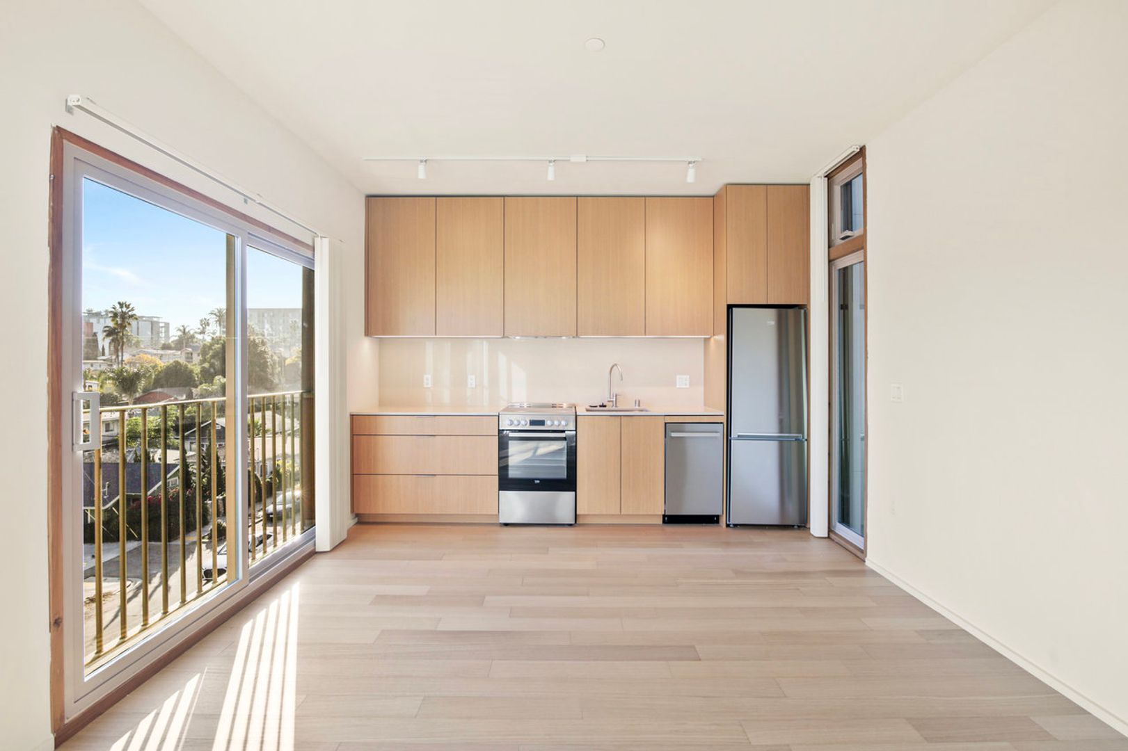 San Diego Apartment: 2028 Howard Avenue