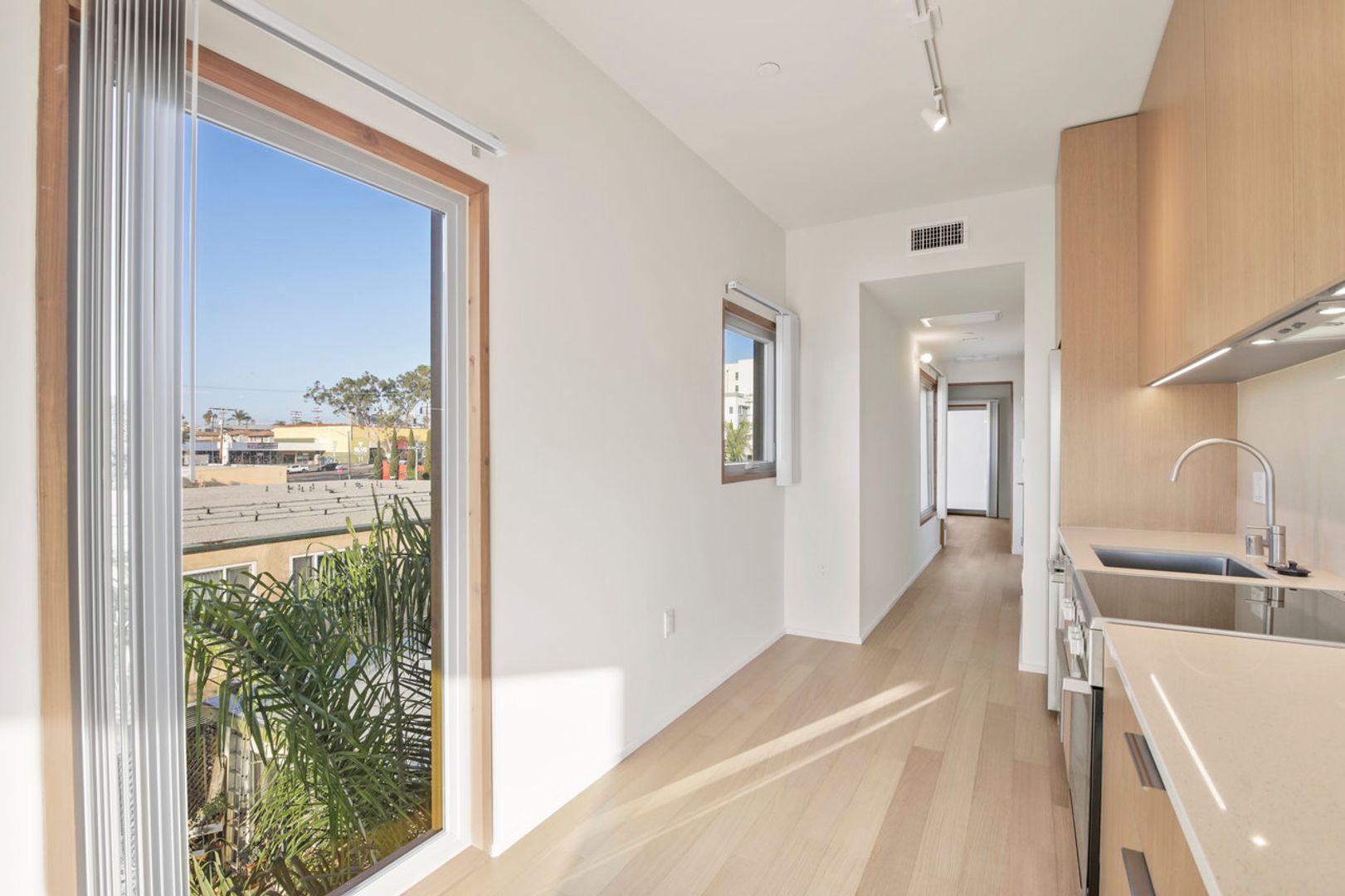 San Diego Apartment: 2028 Howard Avenue