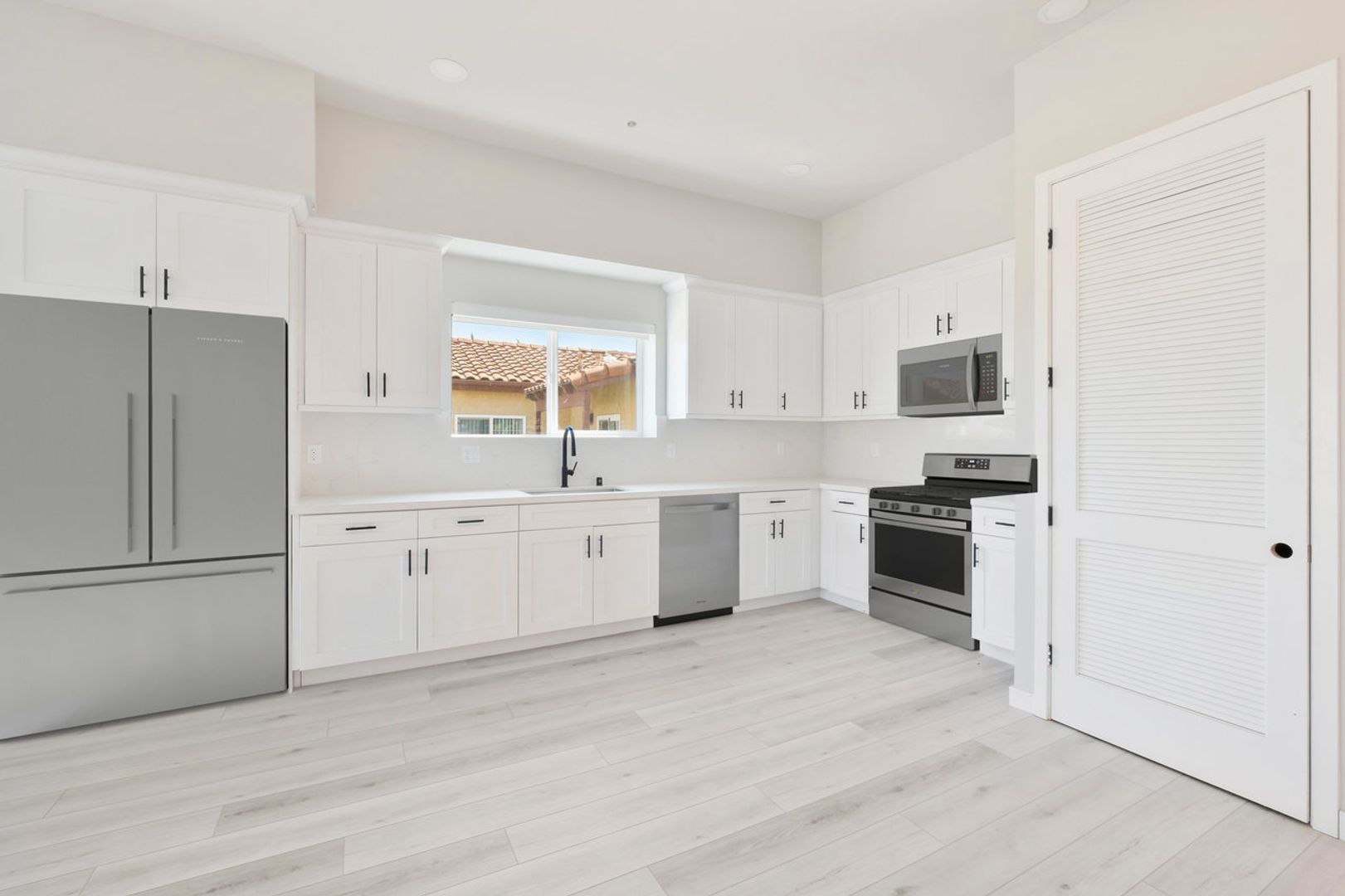 San Diego Apartment: 4080 Iowa Street