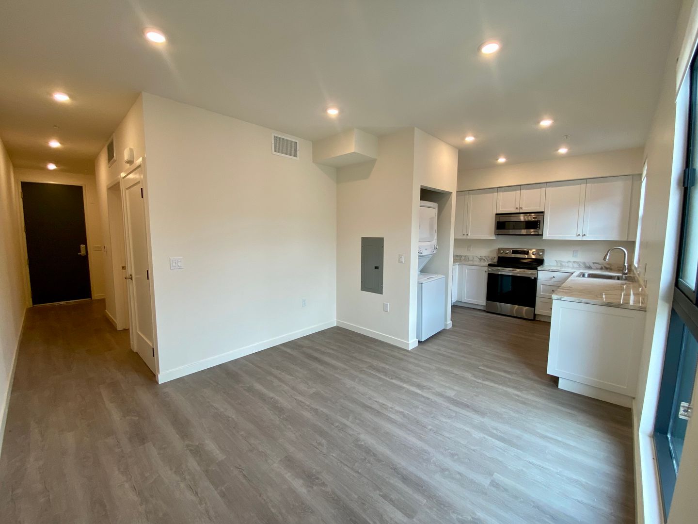 San Diego Apartment: 3066 North Park Way