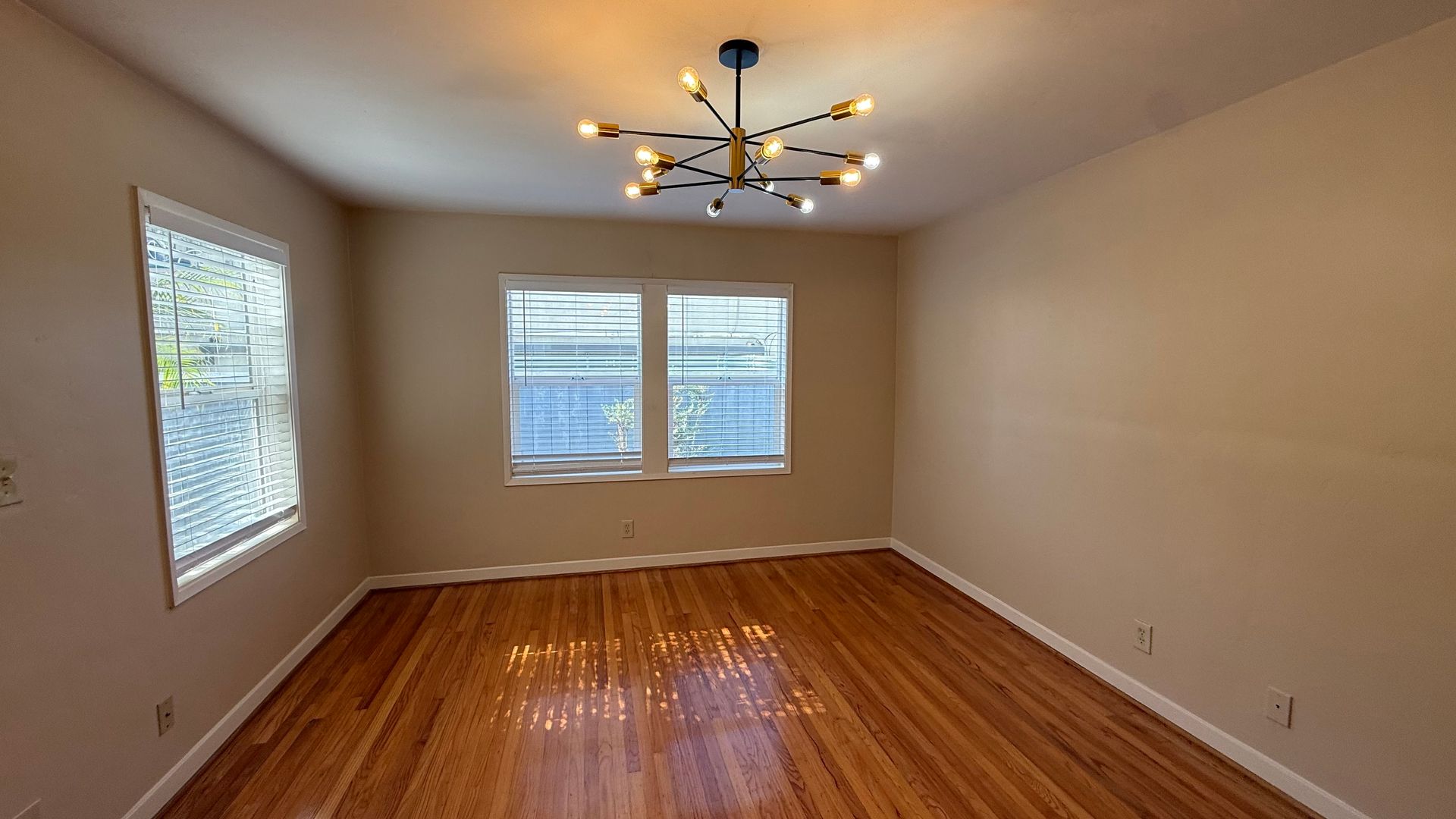 San Diego Apartment: 1503-1521 30th St. and 3006-3020 Beech St.