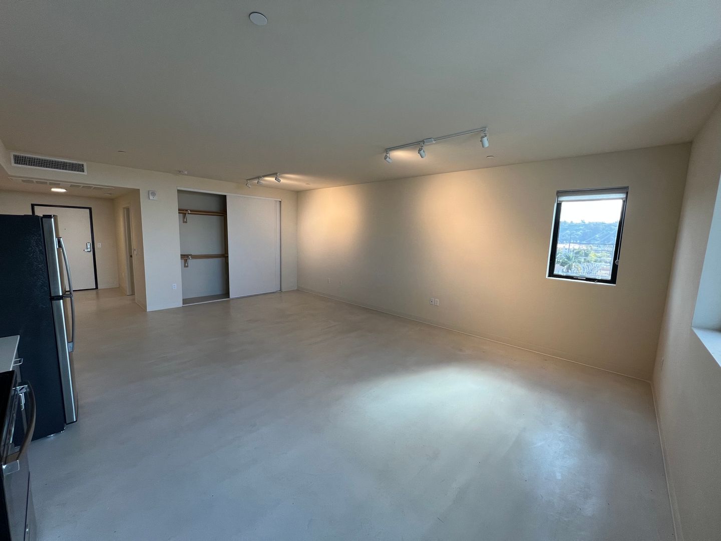 San Diego Apartment: 5585 Mildred Street