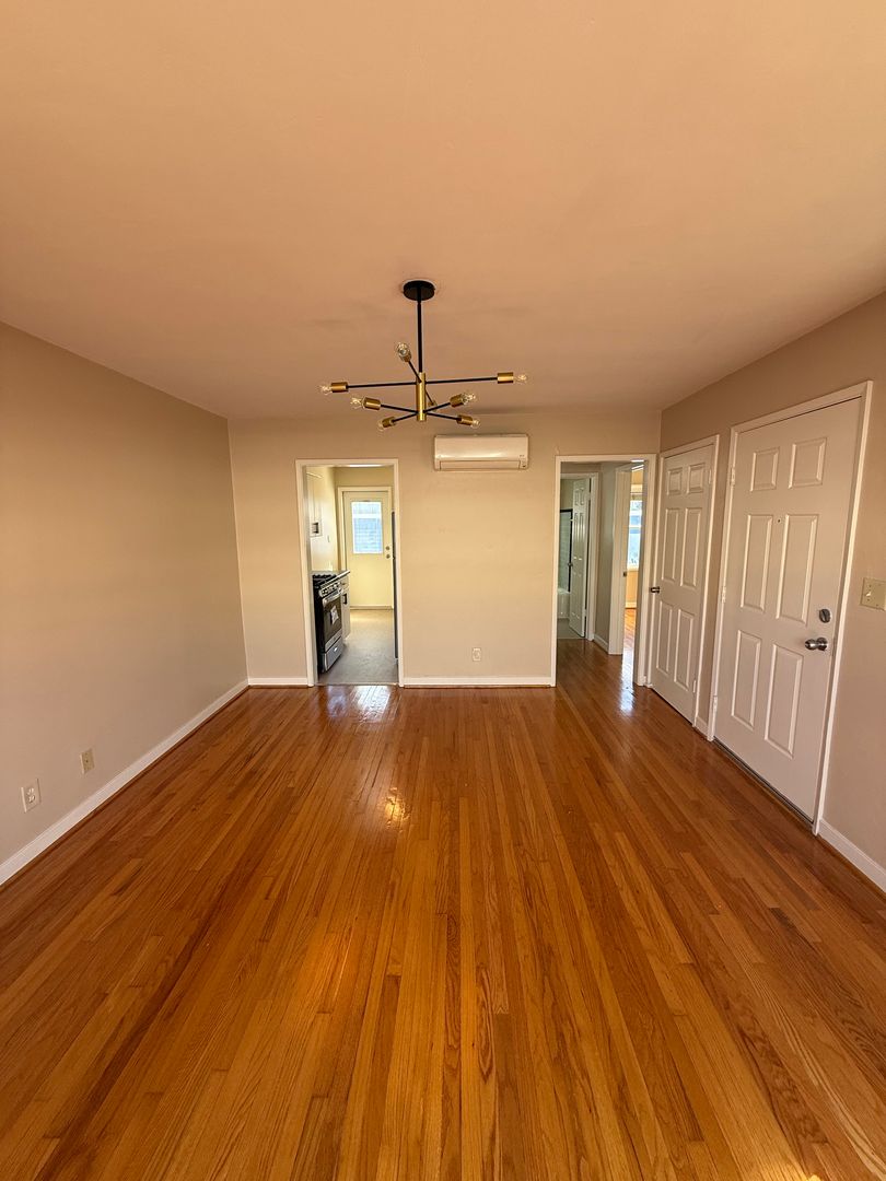 San Diego Apartment: 1503-1521 30th St. and 3006-3020 Beech St.