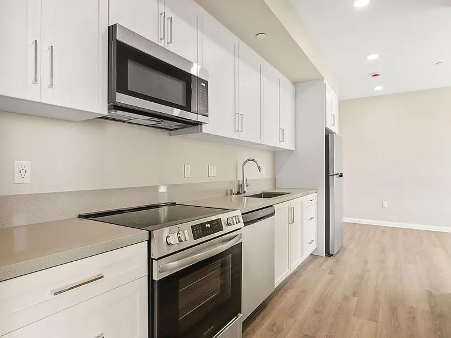 San Diego Apartment: 4036 Centre Street