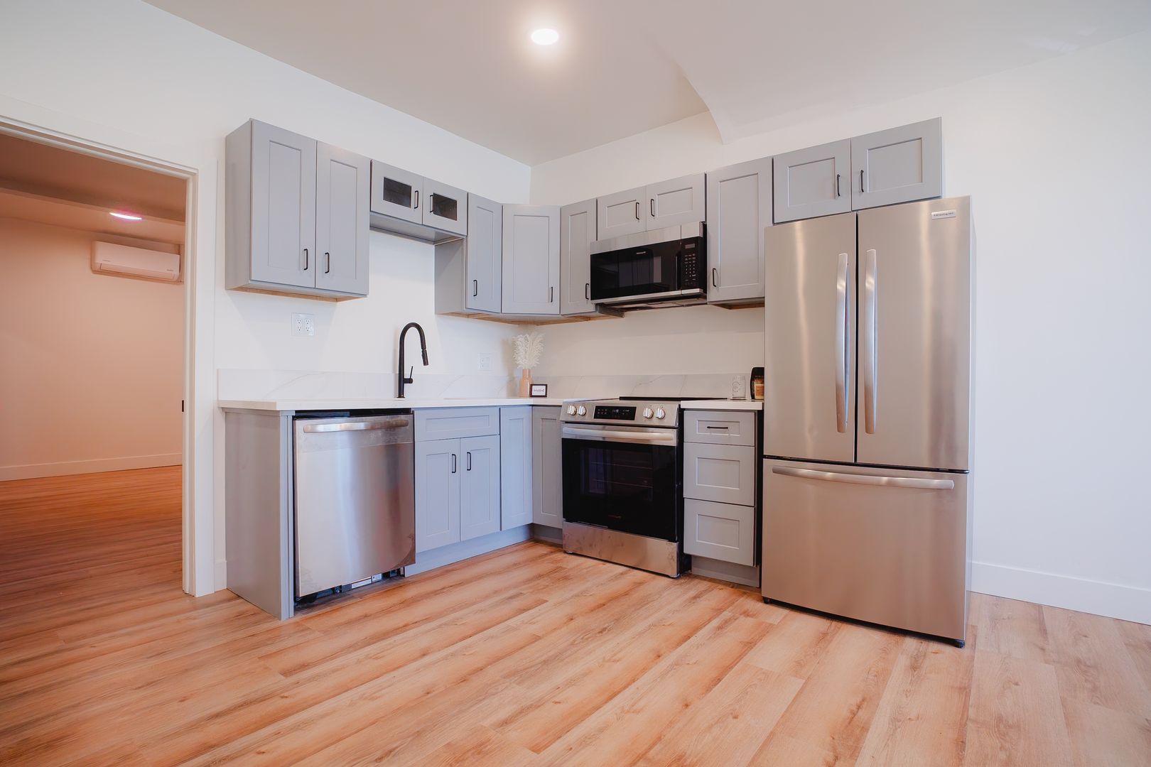 San Diego Apartment: 3140 University Ave