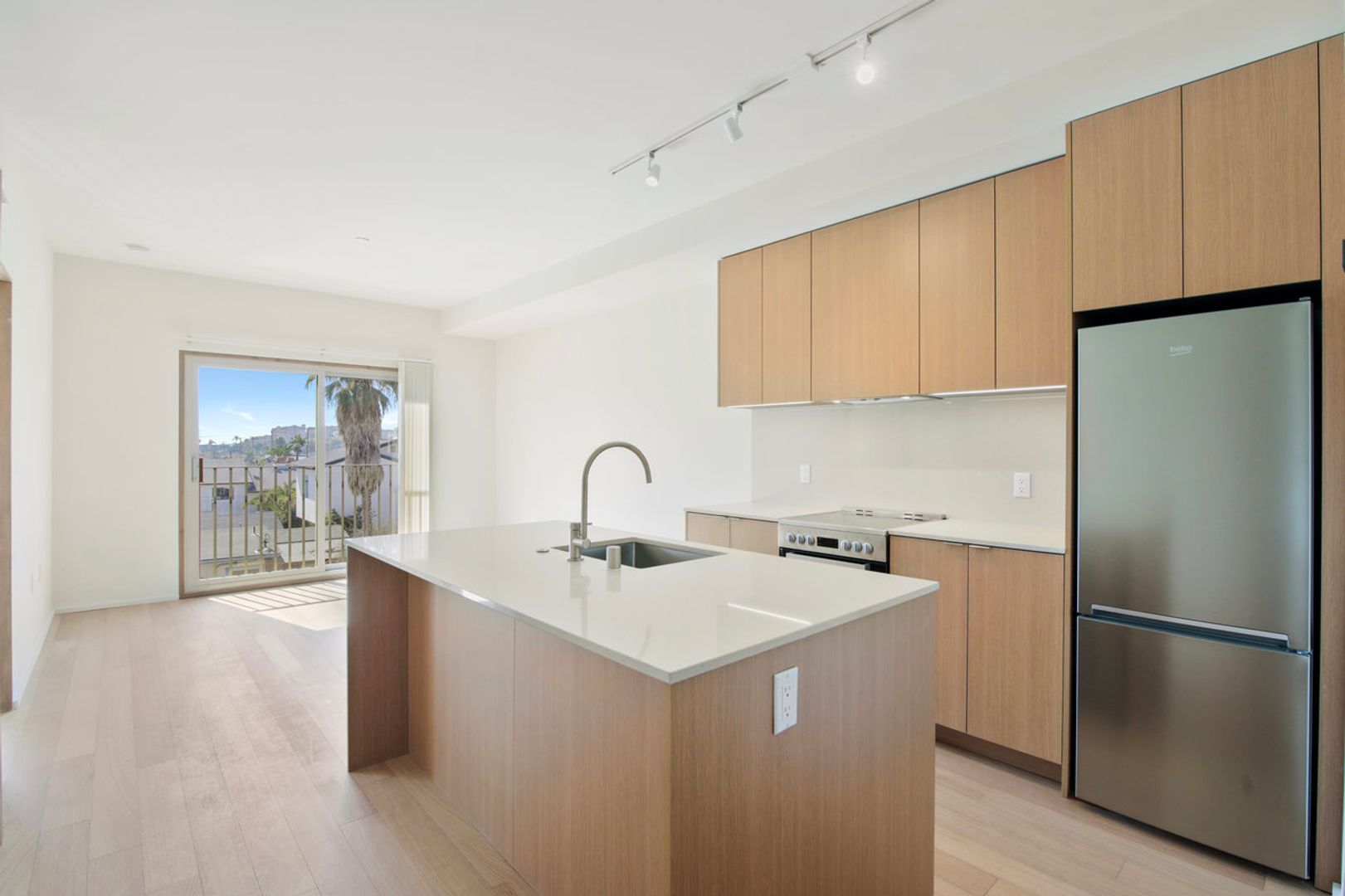 San Diego Apartment: 2028 Howard Avenue