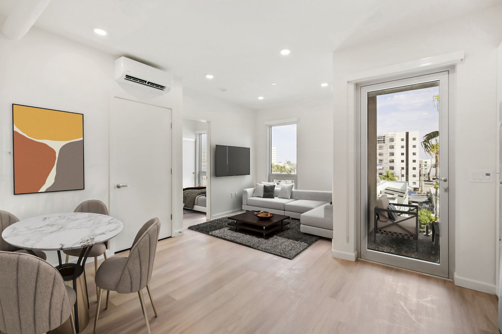 San Diego Apartment: 3843 8th Ave.