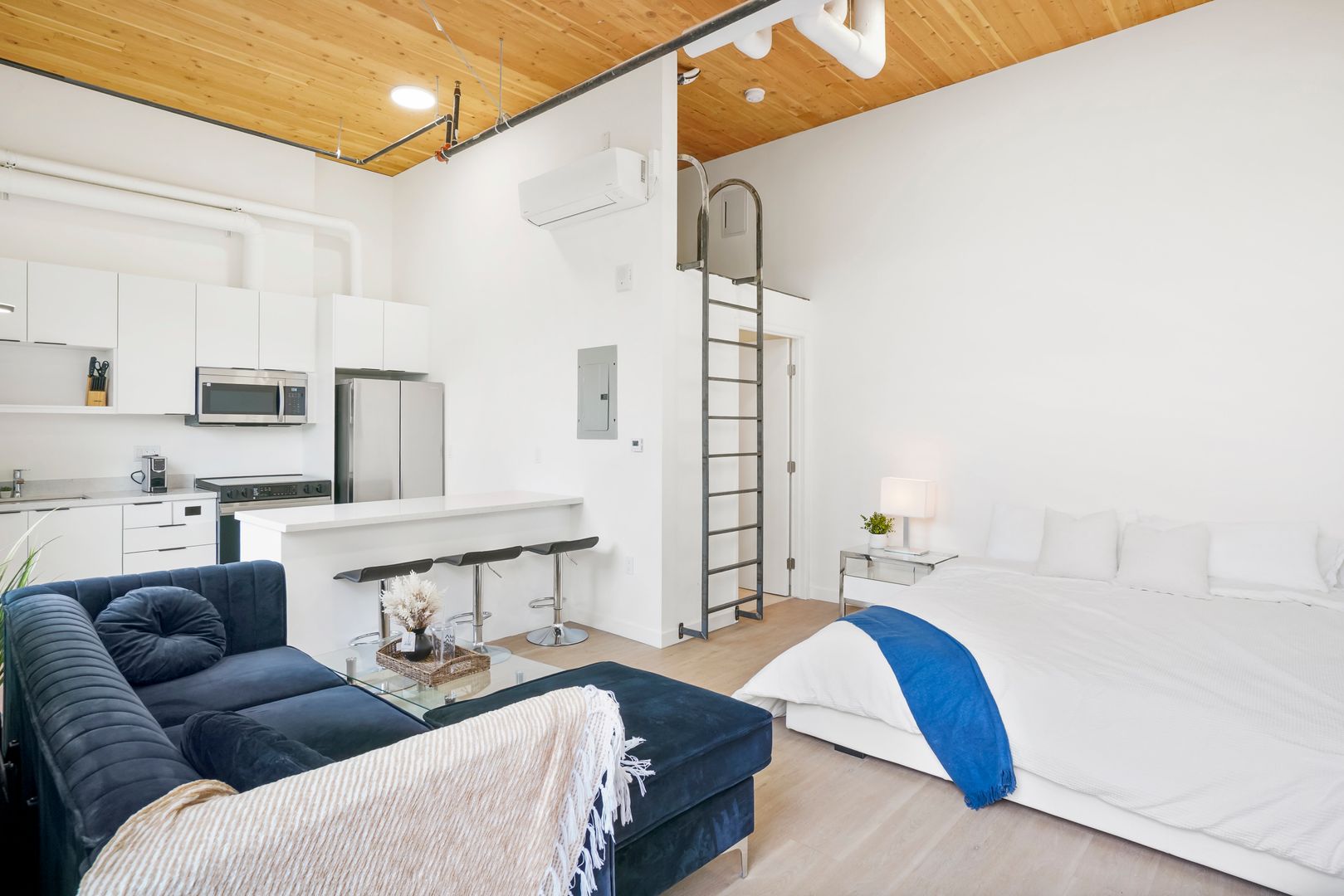 San Diego Apartment: 2519 El Cajon Blvd