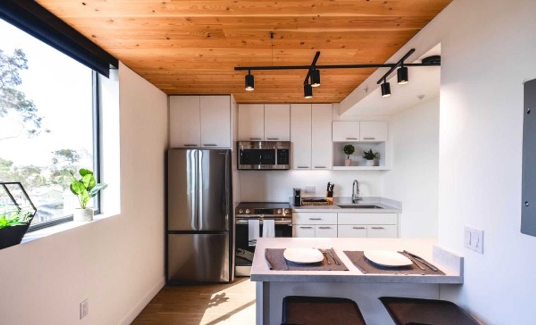 San Diego Apartment: 2519 El Cajon Blvd