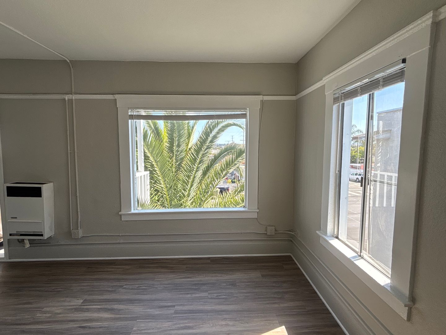 San Diego Apartment: 2165 Oceanview Blvd.
