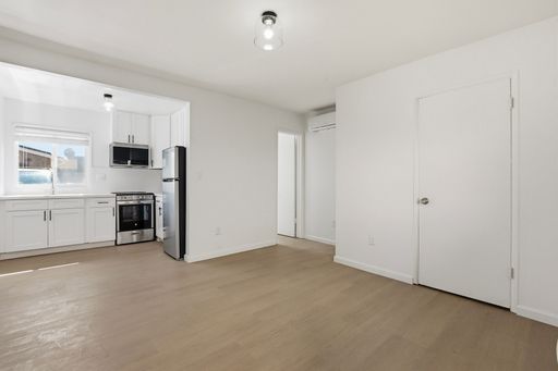 Modern Studio in the Heart of Normal Heights – photo 1