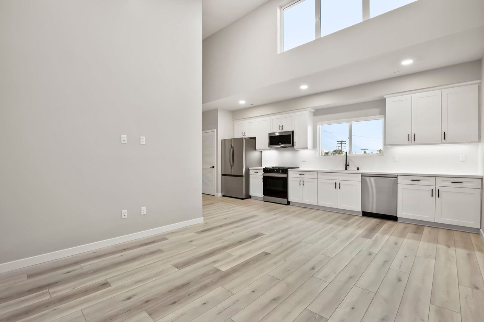 San Diego Apartment: 4080 Iowa Street