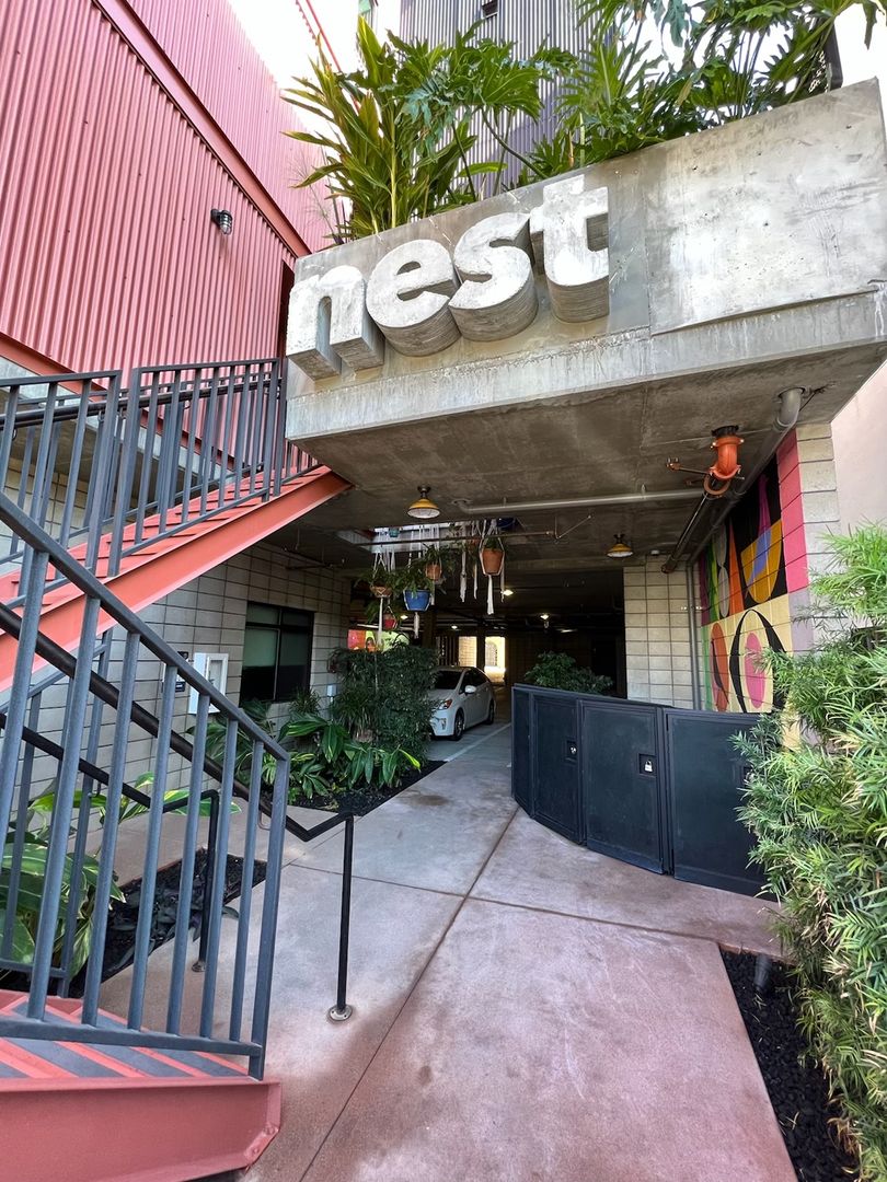 San Diego Apartment: 4073 Albatross Street