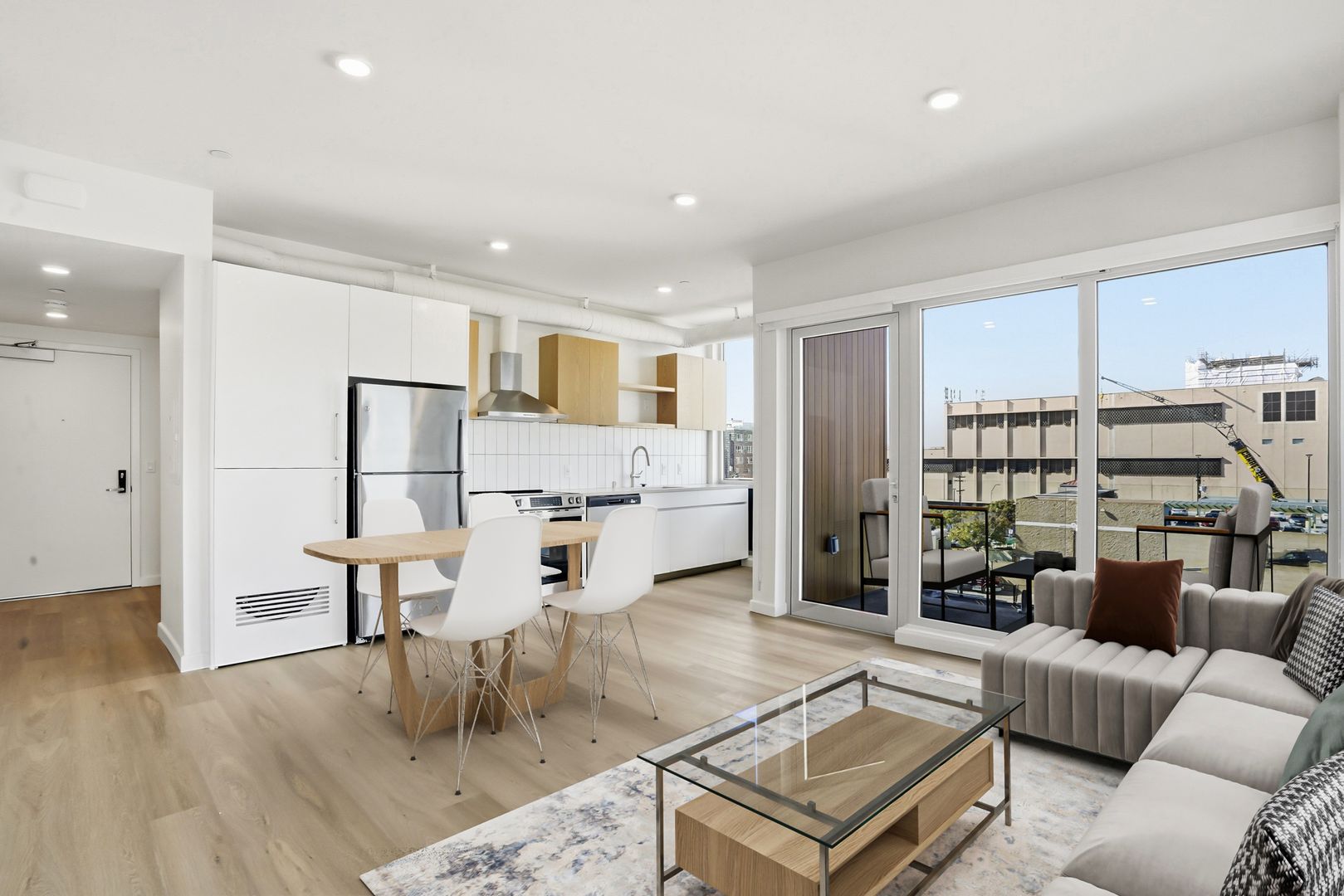 San Diego Apartment: 3843 8th Ave.