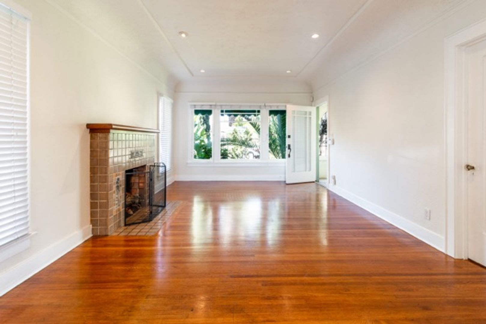 San Diego Apartment: 3933 Georgia St.