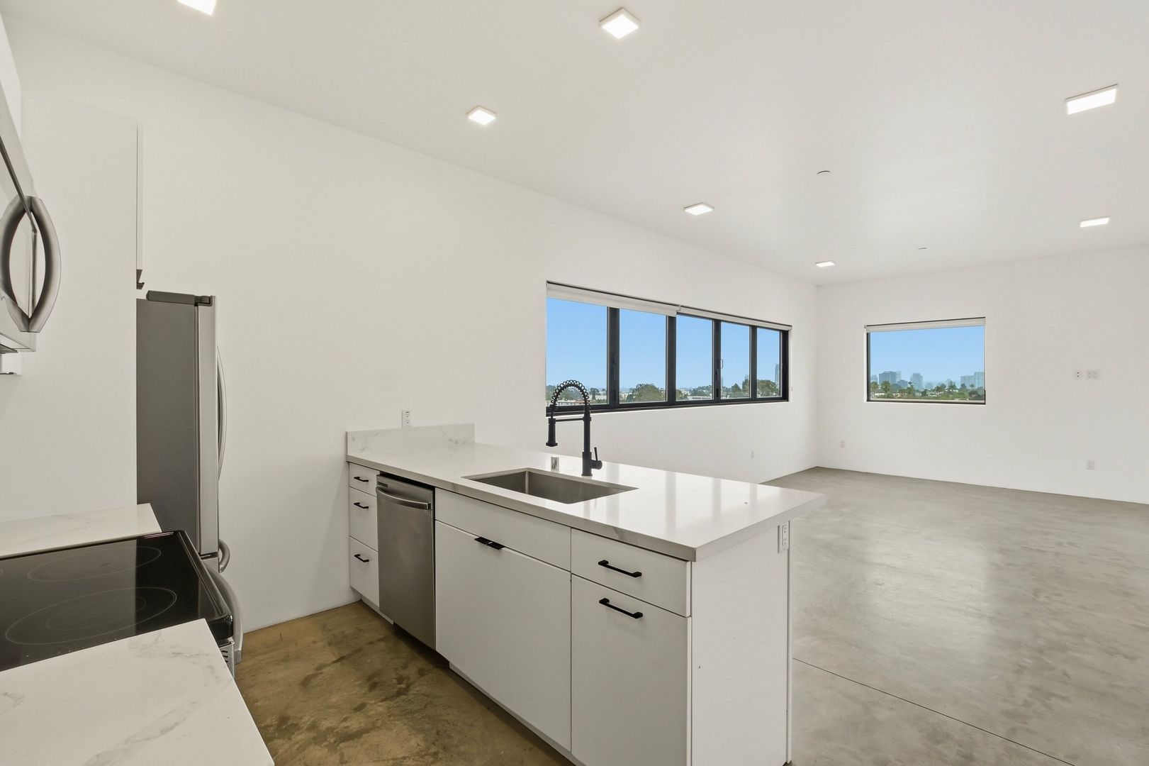 San Diego Apartment: 2995 B Street