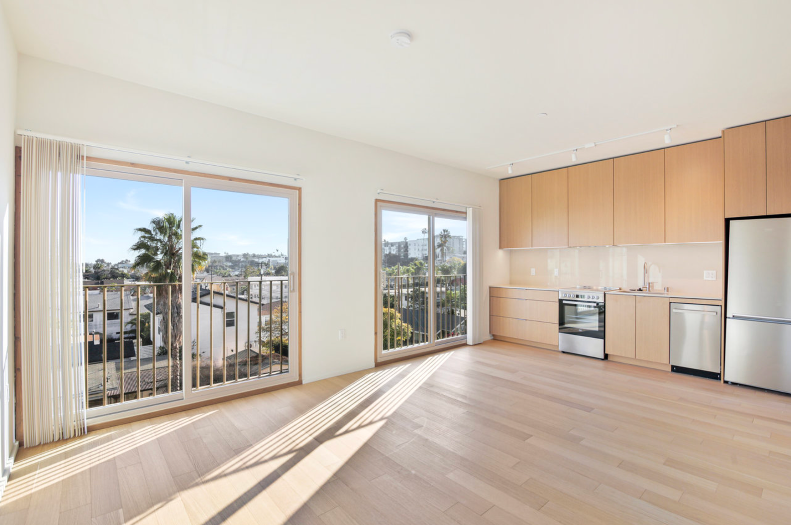 San Diego Apartment: 2028 Howard Avenue