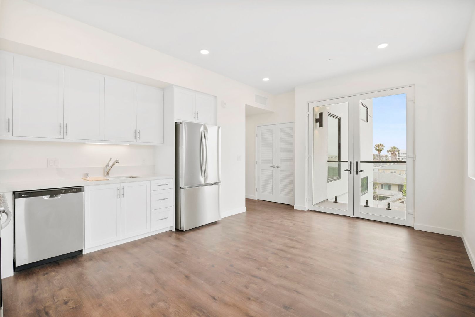 San Diego Apartment: 4505 Illinois St.