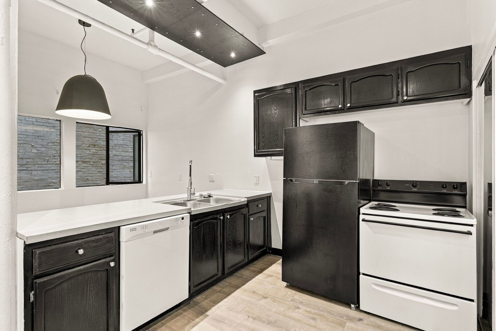San Diego Apartment: 635 - 641 C Street