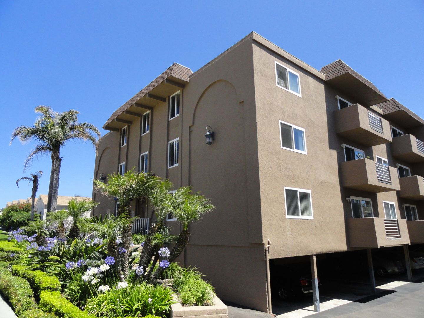 San Diego Apartment: 5014 Narragansett Avenue