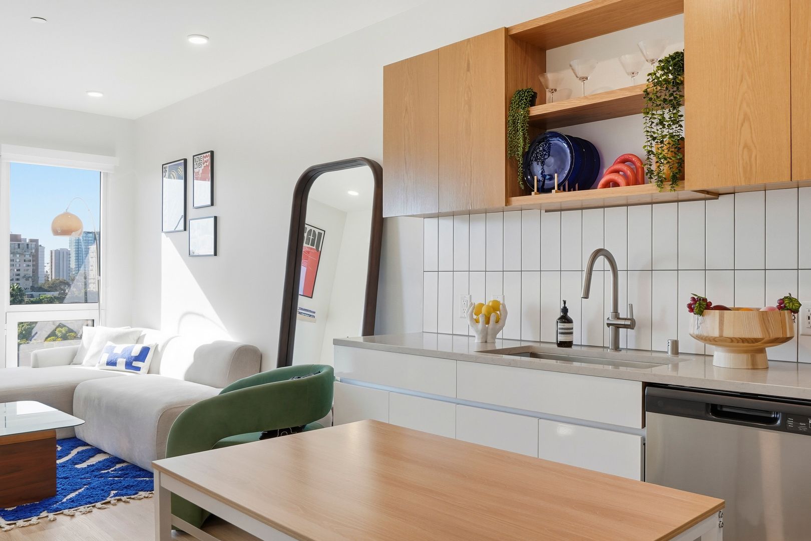 San Diego Apartment: 3843 8th Ave.