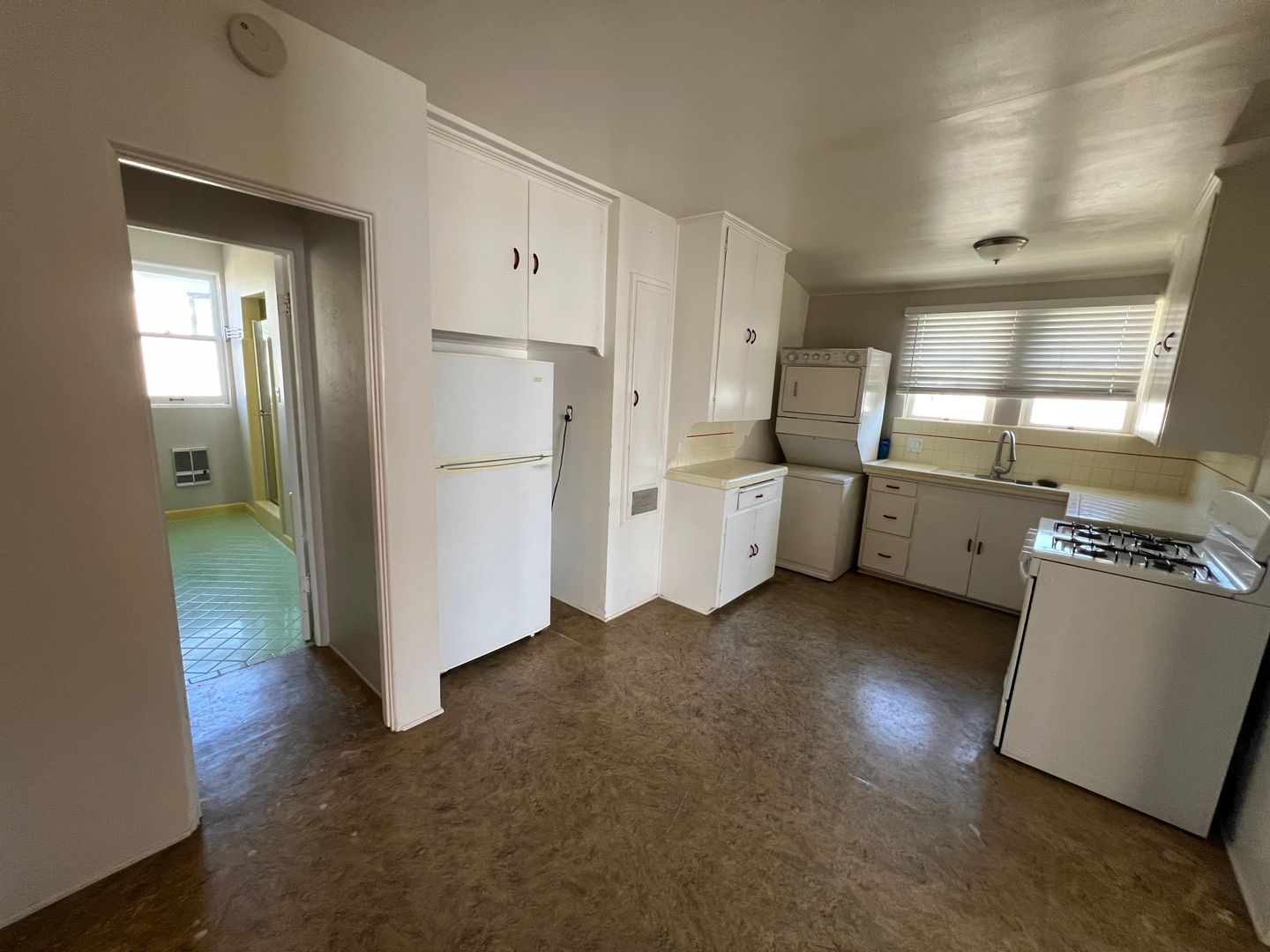 San Diego Apartment: 1407 Tyler Avenue