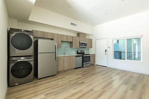 North Park Nest - North Parks Premium 1 Bedroom and Studio Apartments! – photo 1