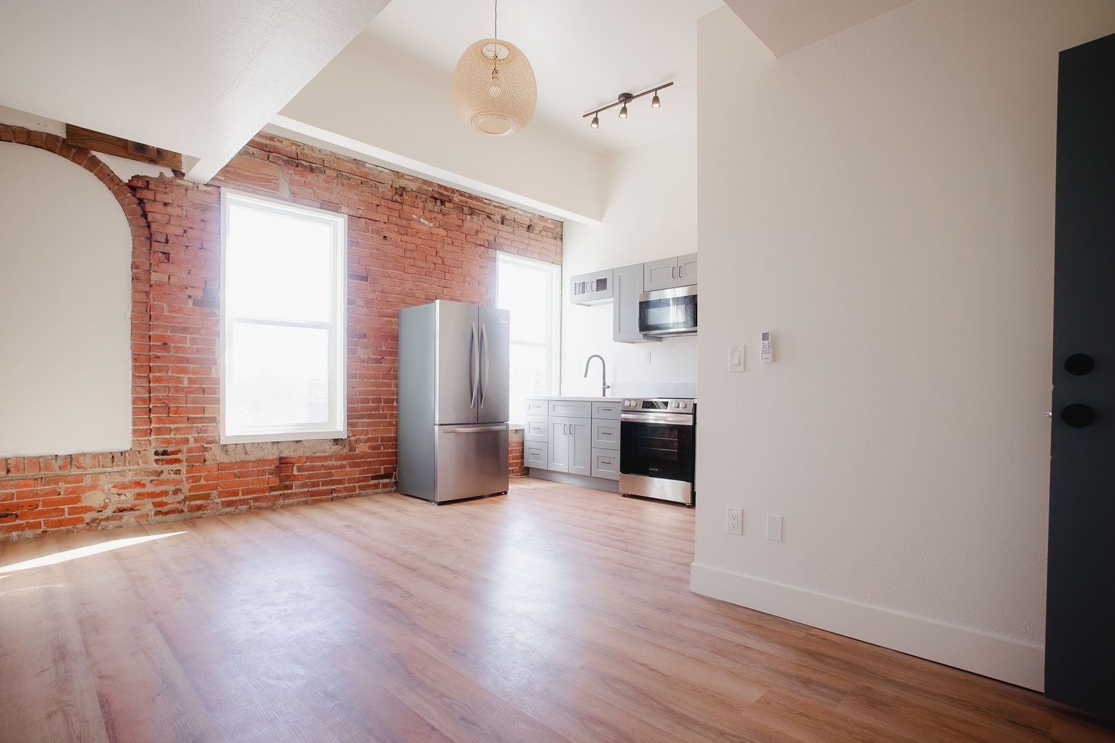 San Diego Apartment: 3140 University Ave