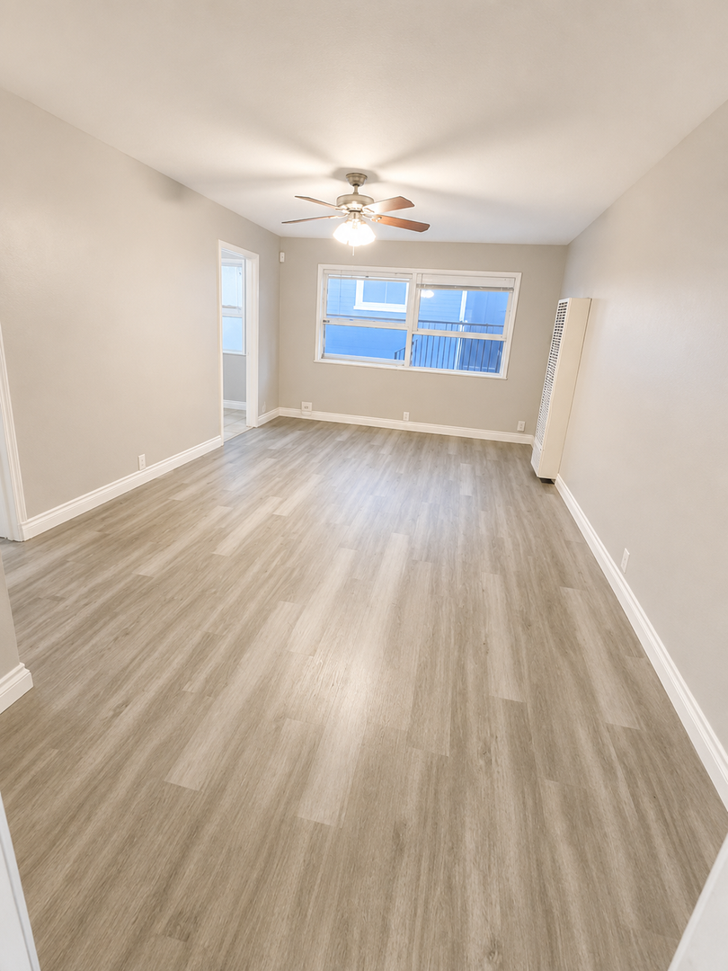 San Diego Apartment: 2165 Oceanview Blvd.